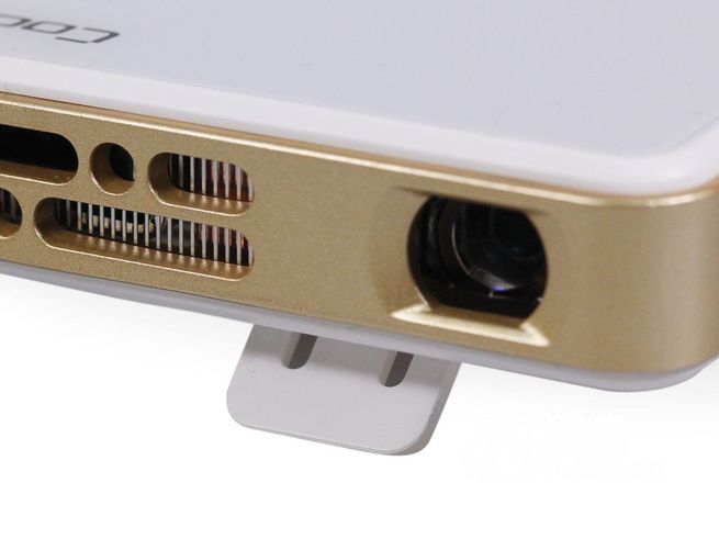 Q6 Pico Pocket Projector for iphone/ipad/Android Smartphone Wvga Media Player - White