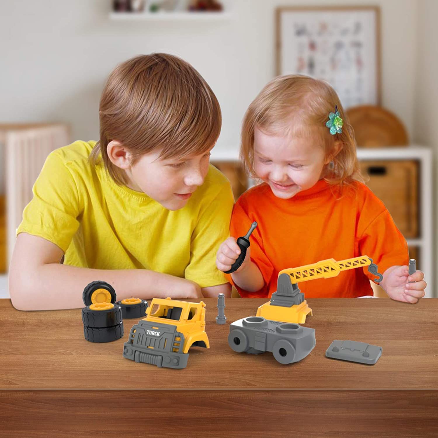 68 Pcs Building Trucks Toy Build Your Own Car Kit with Screws Educational Gift Toys for Boys Girls Age 3 7 in 1 Construction Vehicles Set to Assemble Take Apart Toy 