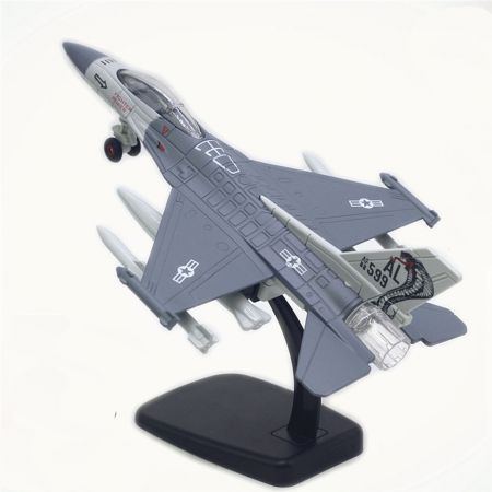 Alloy Plane Toy, Pull Back Sound Light Large F-16 Fighter Aircraft Model Collection Toys Great Holiday Birthday Gifts Silver