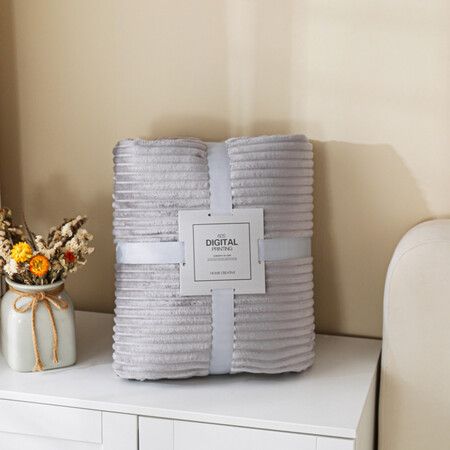 100X150CM Fleece Blanket Lightweight, Pearl Grey Soft Plush Fluffy Couch, Bed, Sofa Air CON