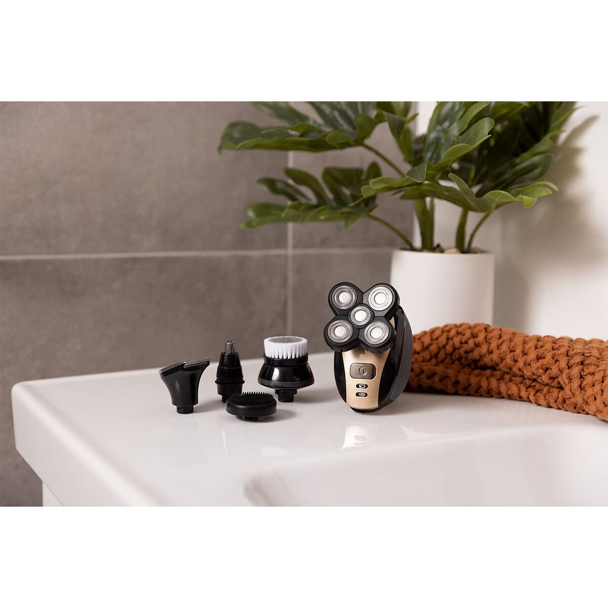 The FlexSeries Electric Head Hair Shaver,Freebird Ultimate Mens