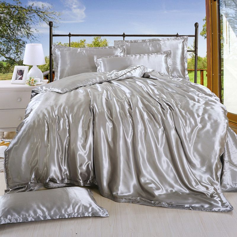 Royal Comfort 1500 Thread count Cotton Rich Quilt cover Sets