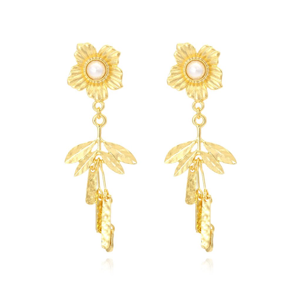 Bohemian-style Long Metal Flower Tassel Earrings Gold-colored Floral Pierce Stud