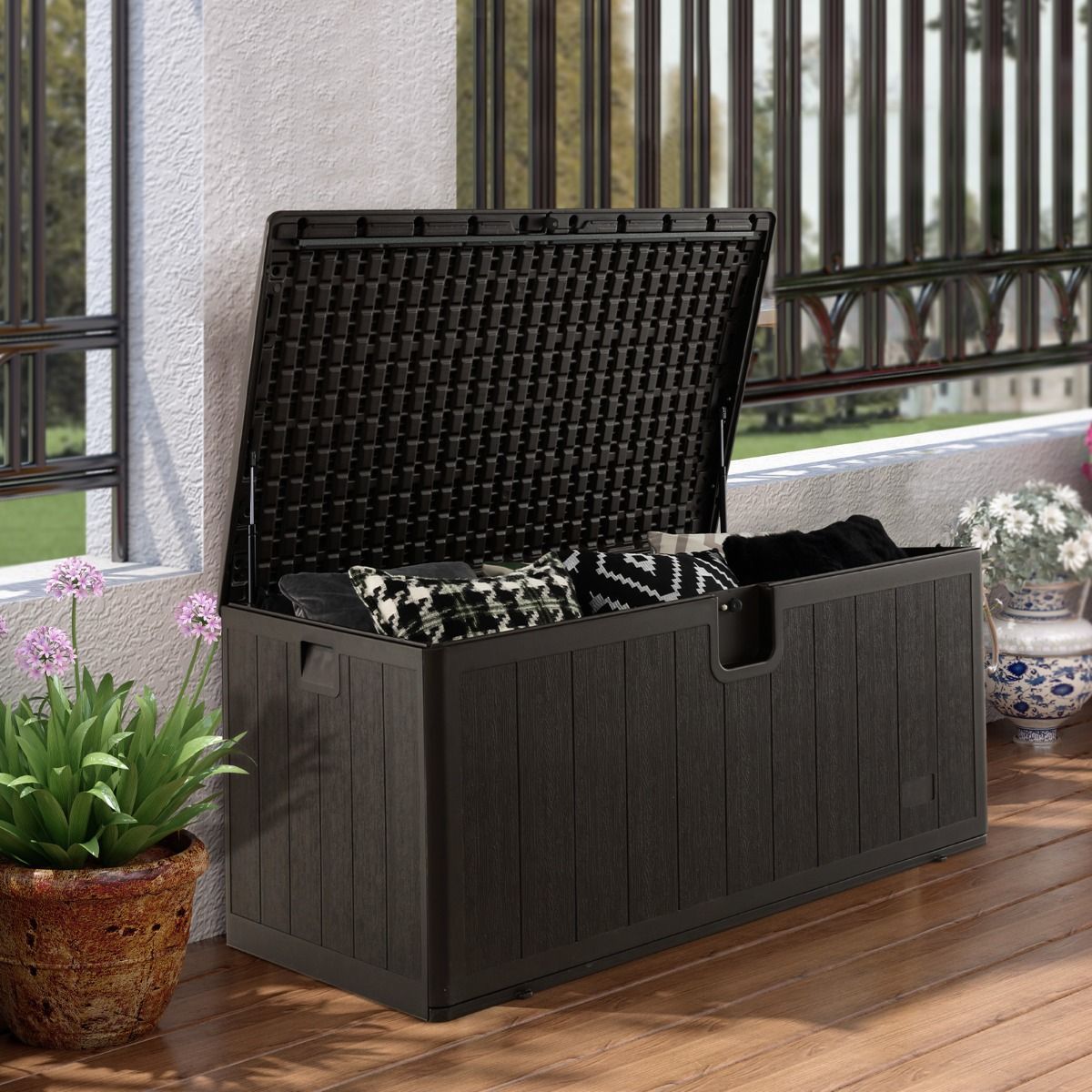 492 L Outdoor Storage Box with Flip Lid and Lock Hole