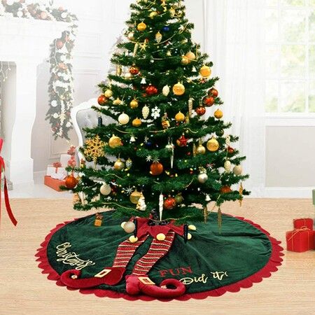 Striped tree outlet skirt