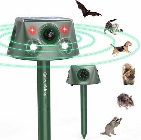Solar Powered Ultrasonic Pest Repeller For Outdoor Animals With