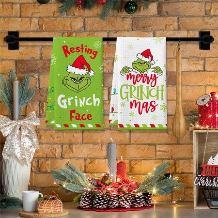3 Pack Christmas Hand TowelsHoliday Collection Kitchen Towels, Absorbent Bathroom Towels, Cute Christmas Home Decorations, Novelty Xmas Gifts for Women Men
