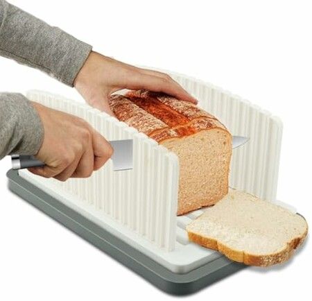 Bread Slicer With Crumb Catcher Tray,Bread Cutter Slicer For Homemade Bread,Adjustable Foldable Bread Slicer For Homemade Bread Loaf