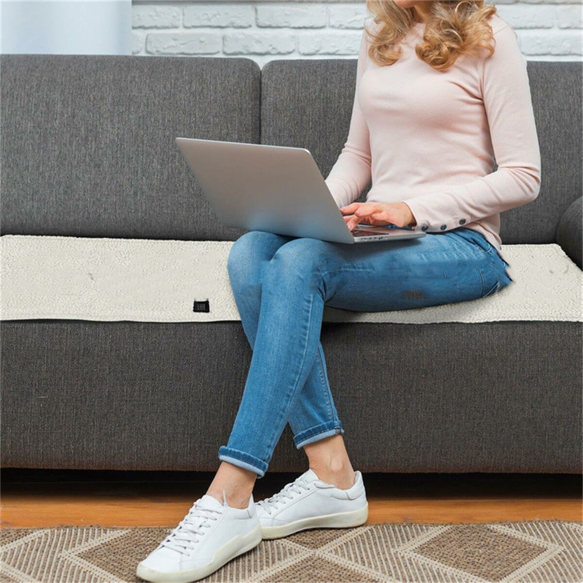 https://img.crazysales.com.au/products_pictures/366/366291_3283887_F.jpg