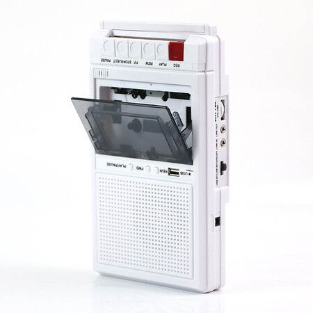 Handheld Retro Stereo Tape Player Music Sound Auto Reverse with USB Port White