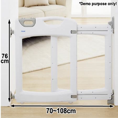 clear baby gate