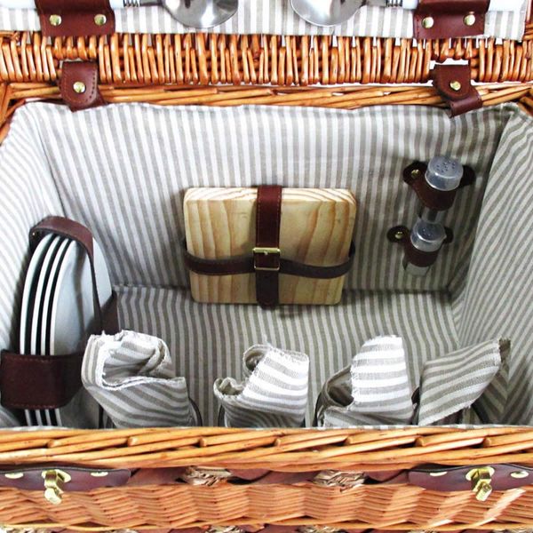 Alfresco 4 Person Picnic Basket Set Storage Blanket