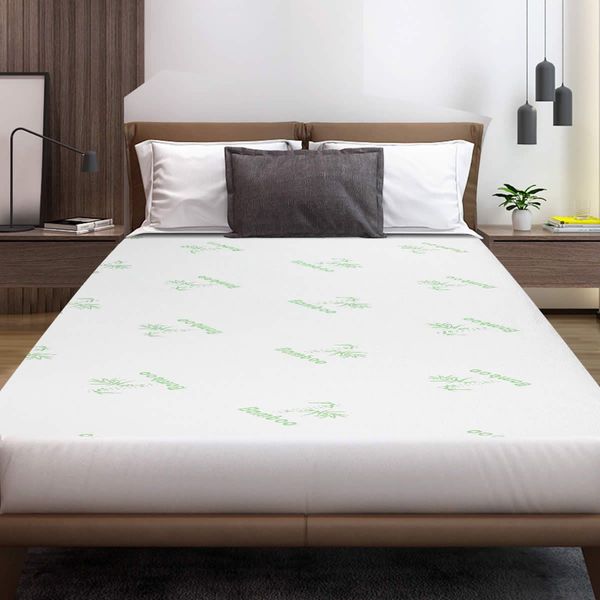 Giselle Bedding Bamboo Mattress Protector - Queen