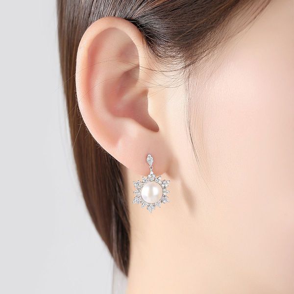 Bridal Snowflake Shape Shell Pearl Stud Earrings 925 Sterling Silver Wedding Jewelry