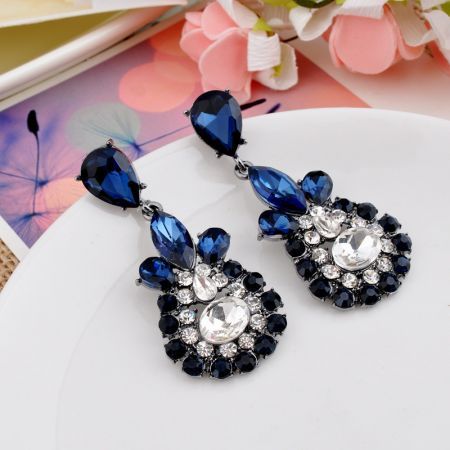 Poly  Shiny Gem Oval drop Pierced Earrings