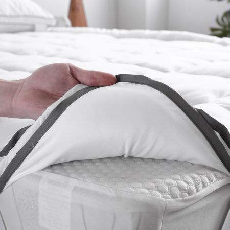 Double Size Mattress Topper With Dual Layers