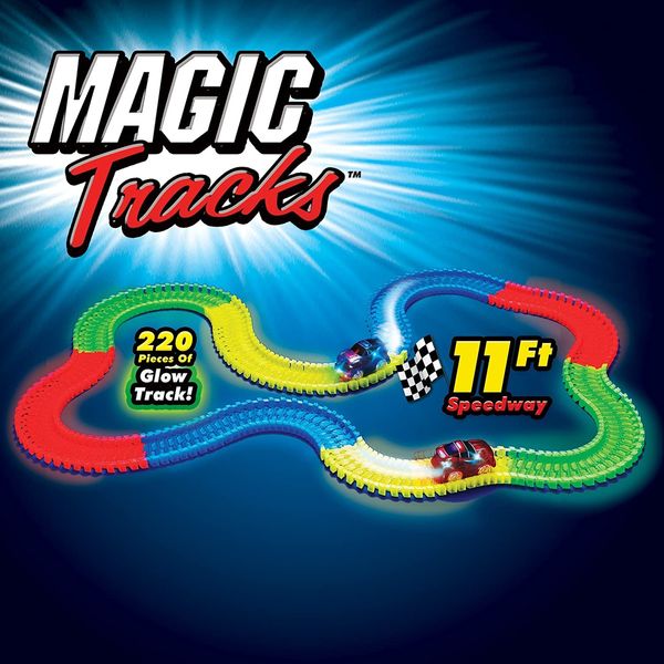 Magic Tracks The Amazing Racetrack That Can Bend, Flex and Glow for age 3+