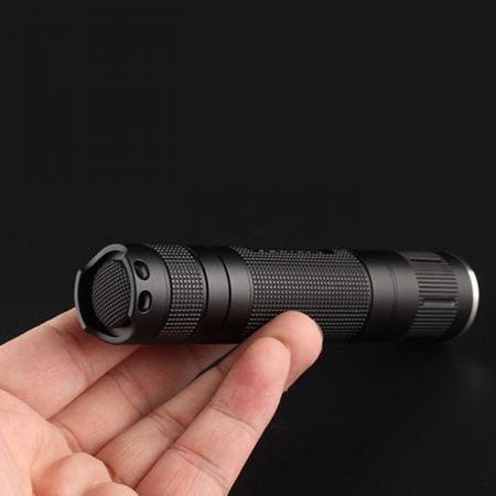 1A 1100Lm Waterproof LED Flashlight Torch Light ( 6500 - 7000K 1 x 18650 Battery )