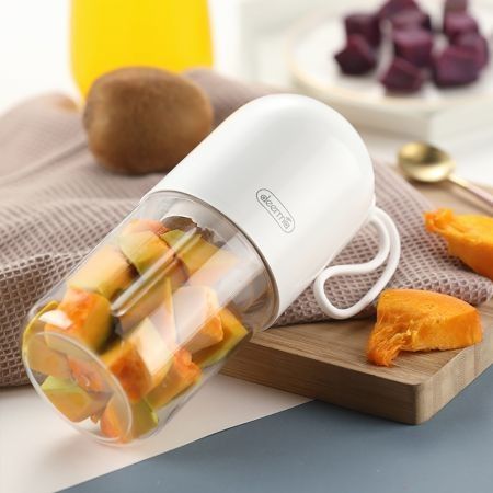 deerma DEM - NU01 Portable Juicer Mini Capsule Shape Electric Juice Cup for Travel Gym