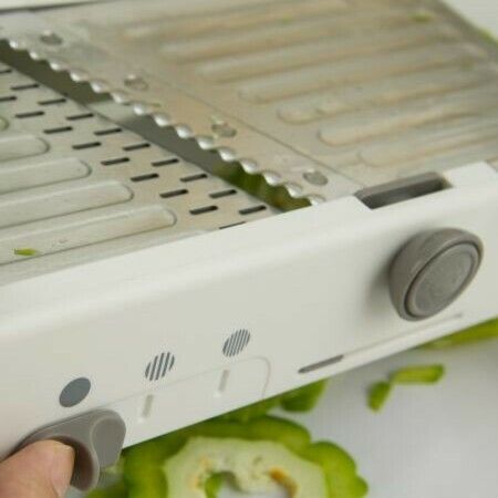 Stainless Steel Vegetable Julienner Mandoline Slicer  Adjustable Safe Grater Blades Vegetable Cutter Mandoline Slicer