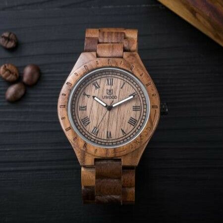 Unique Wooden Watches Walnut Quartz Watches Fashion Natural Roman Numeral Wood Watch