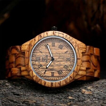 Unique Wooden Watches Walnut Quartz Watches Fashion Natural Roman Numeral Wood Watch