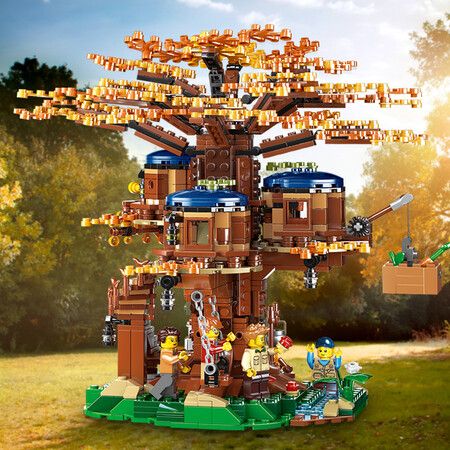 1013pcs All Seasons Treehouse City Building Blocks Creator Tree House Room