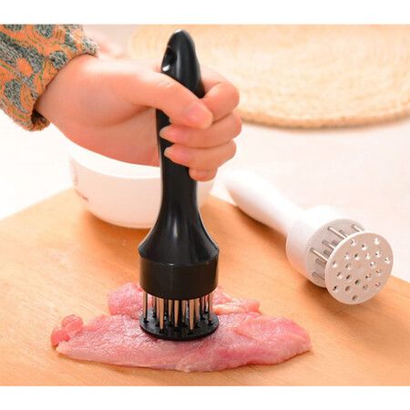 Perfect Kitchen Tool Handheld Noiseless Meat Beater Suitable for Mincing, Pork Chop Chop, Chicken Lamp, Beef Steak White