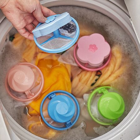 4Pcs Reusable Pet Fur Lint Hair Catcher Clothes Cleaning Ball Household Laundry Removal Floating Cleaner For Washing Machine Color Random (pink and blue)