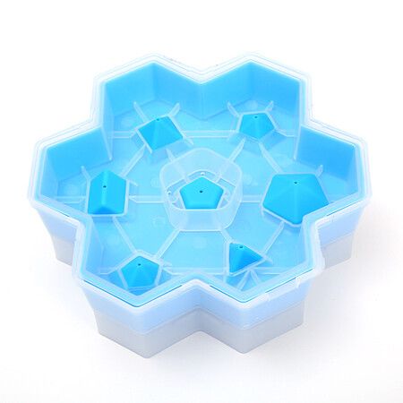 Dice Ice Mold, Easy-Release Silicone and Flexible Silicone 7-Ice Cube Tray