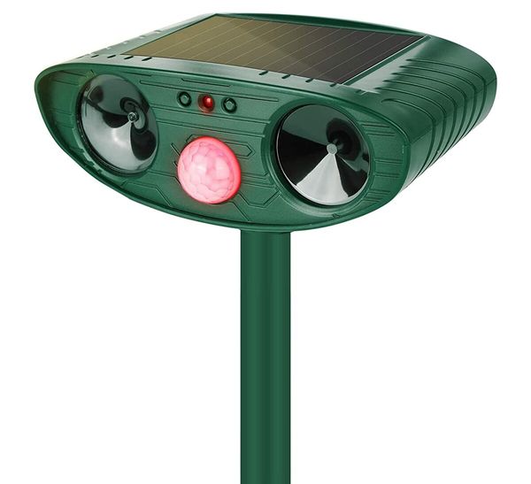 Solar Ultrasonic in Repellent Defender Rat Squirrel Deer Rabbit Dog Cat Waterproof with Motion Detector-Green