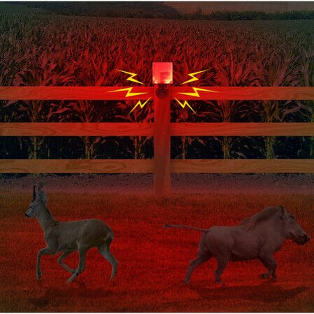 Solar Alarm, Infrared Timed Alarm Light, 13 Built-in Sound Effects Recordable, 8 Red LED , Suitable for Orchards, Construction Sites, Farm Barns