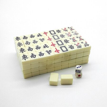 Travel Mini Mahjong Set Traditional Chinese Version Game Portable 146 Tiles Acrylic Material with Pushers