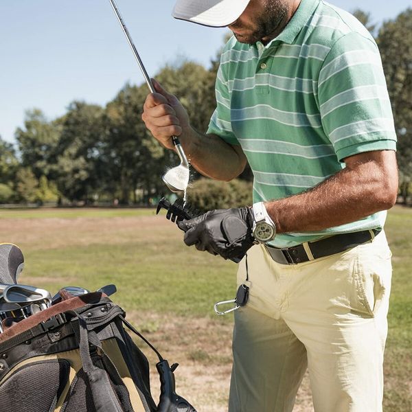 Golf Club Cleaner Brush with Water for Easy Cleaning, Holds 25ml of Water