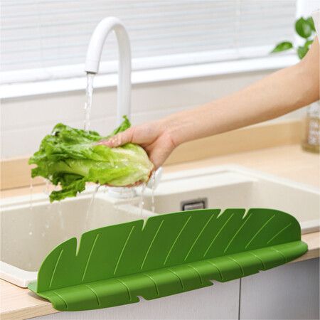 Leaf Shape Sink Splash Guard For Kitchen Bathroom Toilet Anti-water Board