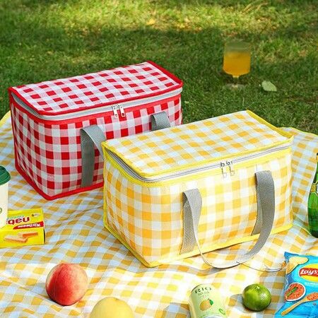 Insulated Picnic Bag Reusable,Beach Bag Cooler Bags,Cooler Bags with Zippered Top,Insulated Bag for Hot or Cold,Picnic,Beach,Food Delivery,Outdoor (Red & White)