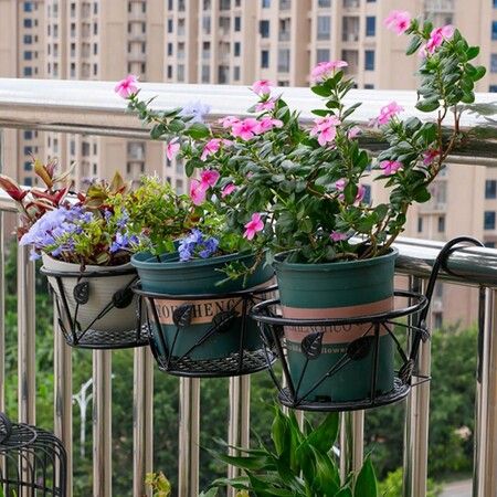 Leaves Small Flower Baskets Iron Railings Potted Racks Hanging Windowsill Green Rose Wall Hanger