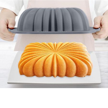 Silicone Bread Loaf Pan with Fluted Design, Food Grade Non-Stick Silicone Baking Mold