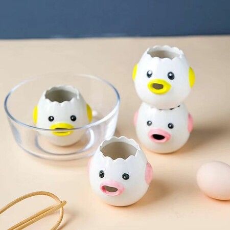 Egg White Separator Cute Cartoon Model Kitchen Accessories Easy Separation of Egg Whites and Yolks Ceramics Cooking Kitchen Tool Color Yellow