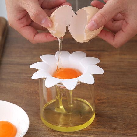 2PCS Daisy Plastic Egg Separator, Egg White Yolk Divider Kitchen Gadgets Baking Tools Egg Extractor