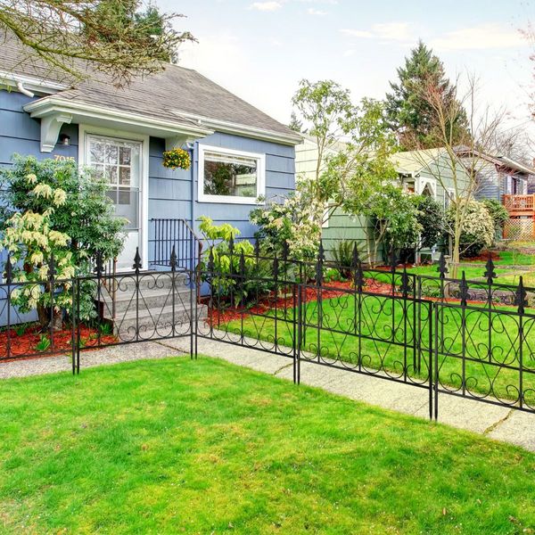 Metal Decorative Fence with Interlocking Design for Garden