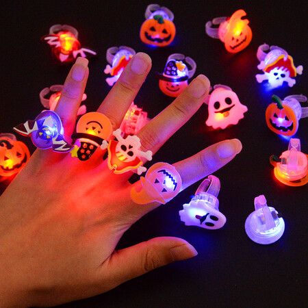 50pcs Halloween Decorations Creative Cute Pumpkin Ghost Eye Rings for Children Halloween Luminous Rings LED Flash Finger Ring