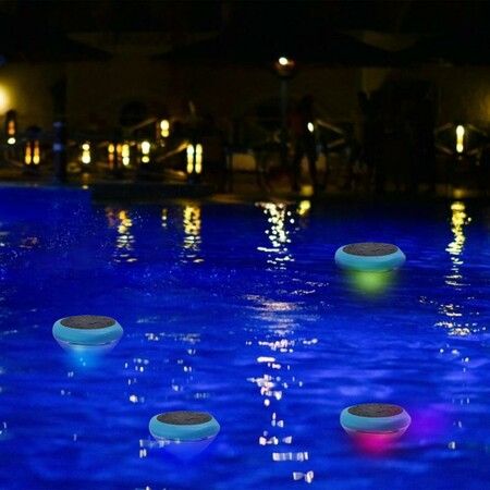 2023 New Outdoor Waterproof LED Submersible Light LED Solar Powered Colorful Changing floating pool lights