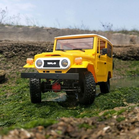 WPL C34KM 1/16 Metal Edition Kit 4WD 2.4G Crawler Off Road RC Car 2CH Vehicle Models With Head LightBlue