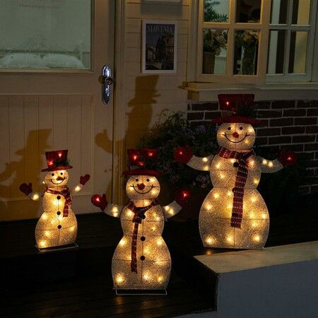 Stockholm Christmas Lights LED Glitter Snowman Family 90 LEDs Warm White 3pc Easy Assembly All 3 Pieces Connect Together and Run From One Transformer