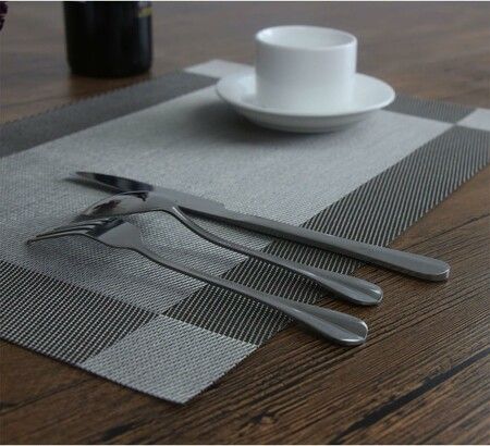 Silver Black 4 pack 30*45cm Placemats Easy to Clean Plastic Placemat Washable for Kitchen Table Heat - resist and Woven Vinyl Table Mats