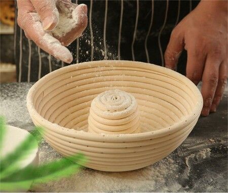 29*6.5CM Hollow Circle Bread Proofing Basket, Handmade Banneton Bread Proofing Basket Brotform with Proofing Cloth Liner for Sourdough Bread, Baking