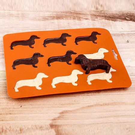 2 PCS Dachshund Dog Shaped Silicone Ice Cube Molds and Tray, Brown