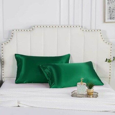 Satin Pillowcase Set of 2 Silk Pillow Cases for Hair and Skin Satin Pillow Covers 2 Pack with Envelope Closure (51*66cm Green)