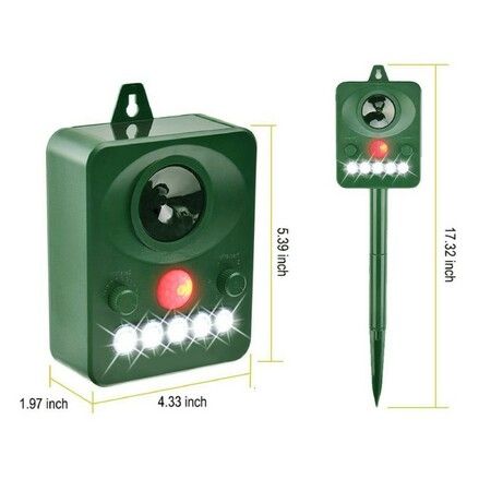 Solar Animal Repeller with Motion Sensor,Outdoor Solar Ultrasonic Animal Repeller Lights Flash Bird Repeller